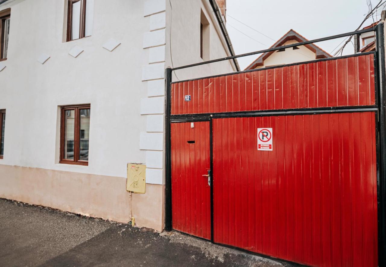 Apartamento Authentic Old Town Retreat Sibiu Exterior foto